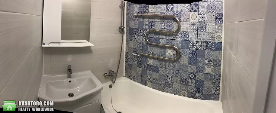 Rent out 2-room apartment. Киев,  Энтузиастов — photo 5