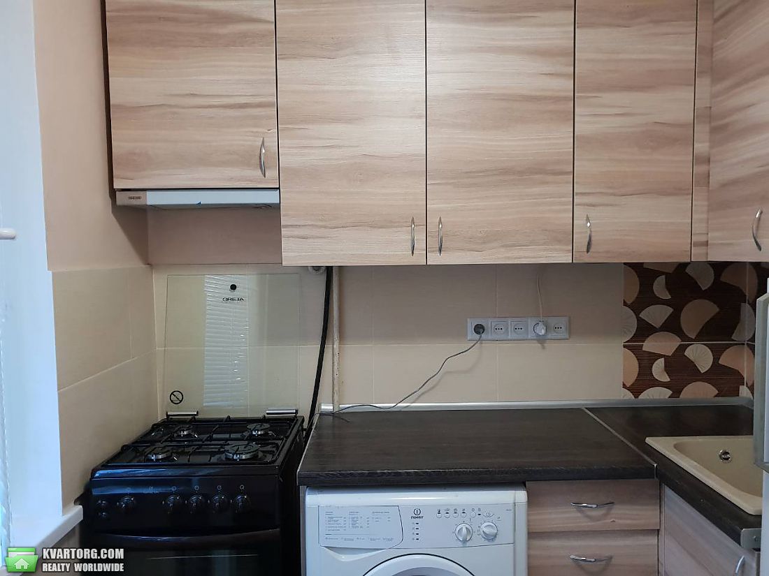Rent out 3-room apartment. Киев,  Лесной пр — photo 5