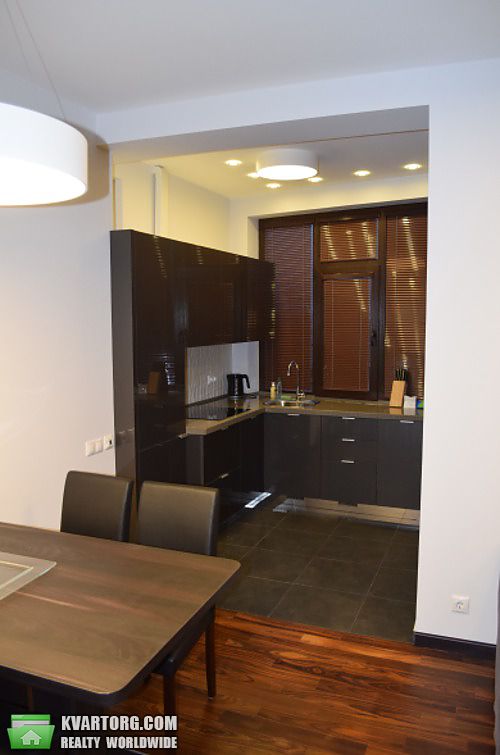 Rent out 2-room apartment. Киев,  Леси Украинки бул — photo 4