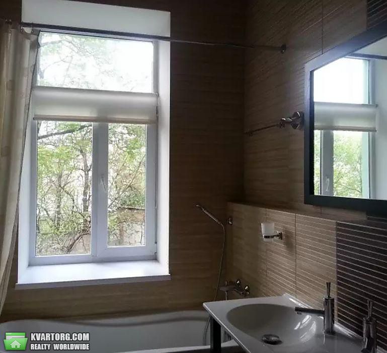 Rent out 3-room apartment. Киев,  Костельная — photo 8