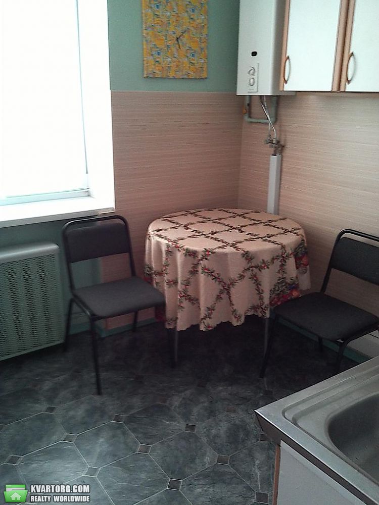 Rent out 2-room apartment. Киев,  Большая Васильковская — photo 6