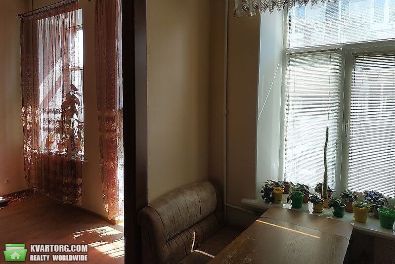 Sell 3-room apartment. Киев,  Набережно-Крещатикская — photo 4