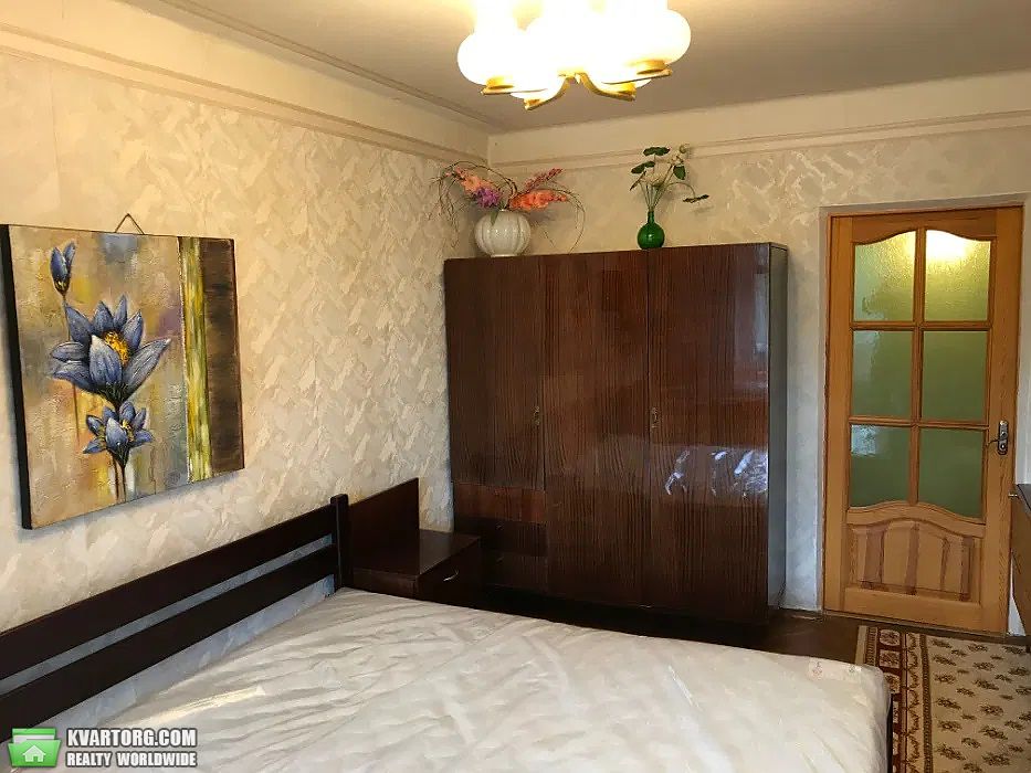 Rent out 2-room apartment. Киев,  Уманская — photo 7