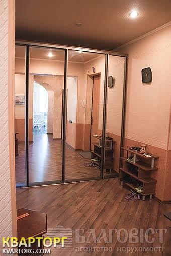 Sell 2-room apartment. Киев,  40-летия Октября просп — photo 4