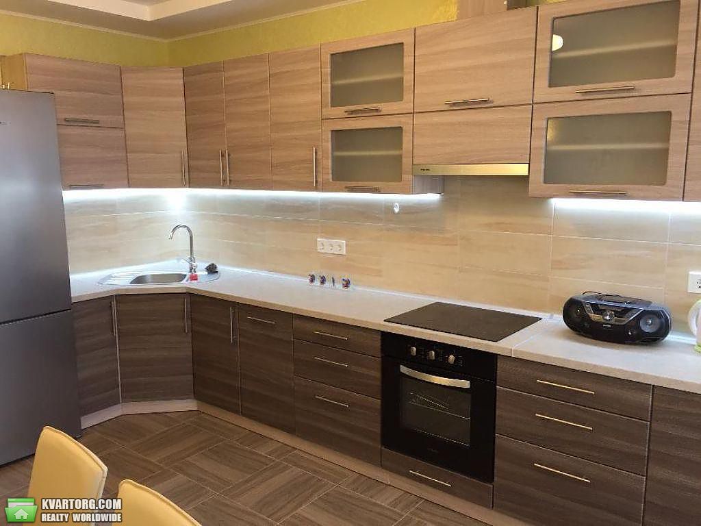 Rent out 2-room apartment. Киев,  Мельникова — photo 6