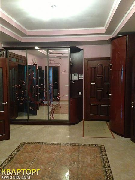Rent out 3-room apartment. Киев,  Оболонская наб — photo 5