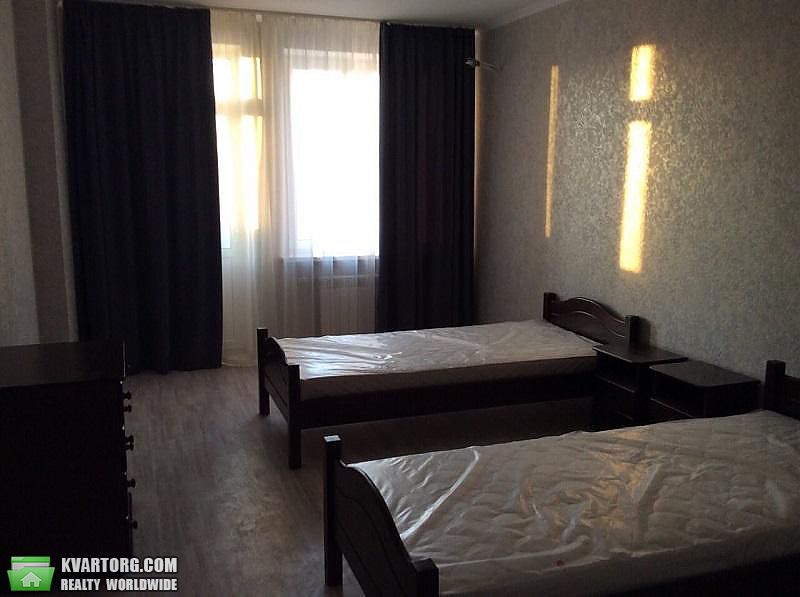 Rent out 4-room apartment. Киев,  Феодосийский пер — photo 4