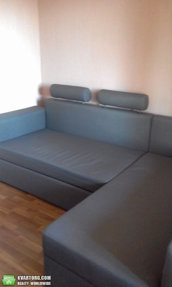 Rent out 2-room apartment. Киев,  Школьная — photo 8