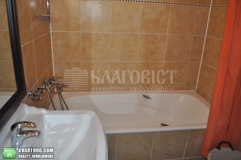 Rent out 3-room apartment. Киев,  Урловская — photo 4