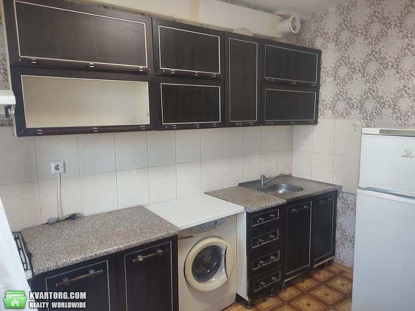 Rent out 2-room apartment. Киев,  Калачаевская — photo 3