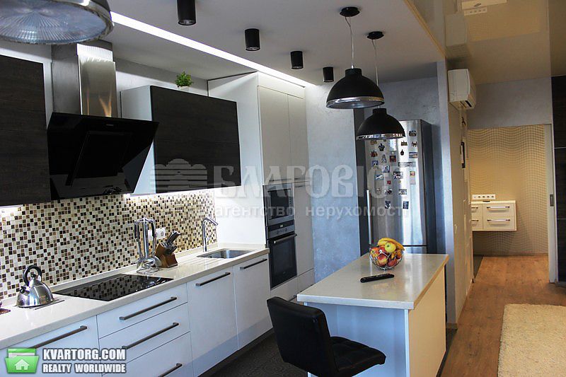 Sell 3-room apartment. Киев,  Богатырская — photo 6