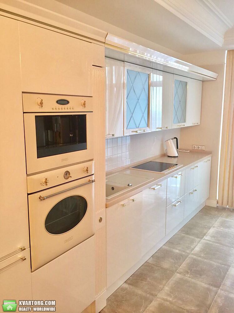 Rent out 3-room apartment. Киев, Звенирецкая — photo 6