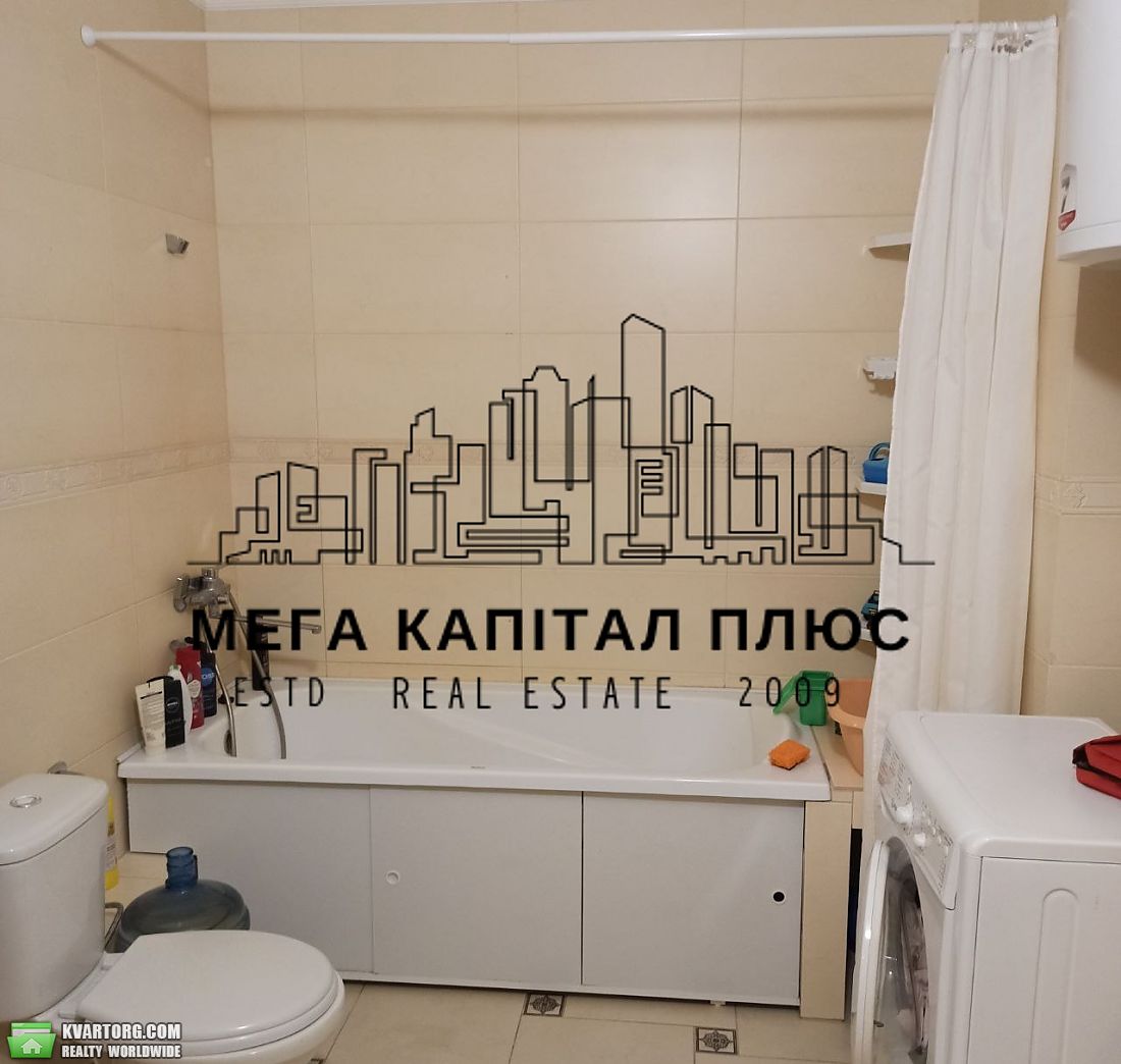 Rent out 1-room apartment. Киев, Верховинна — photo 8