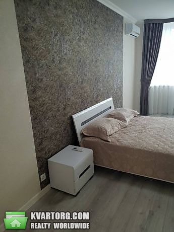 Rent out 3-room apartment. Киев, Олени Пчилки — photo 5