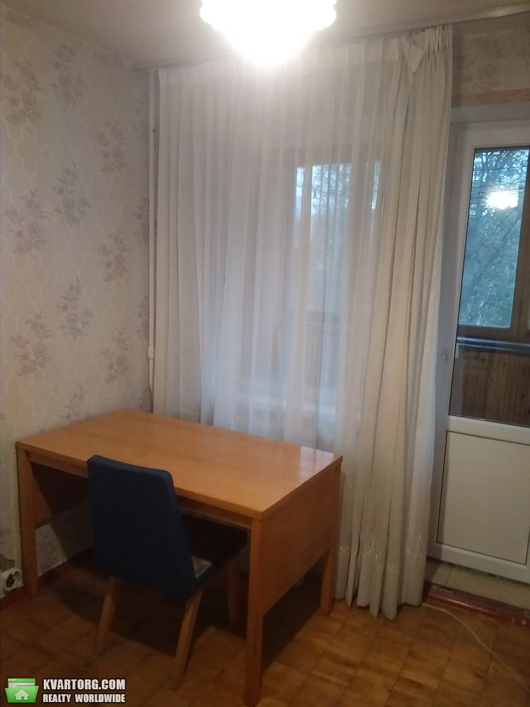 Rent out 2-room apartment. Киев, Голосеевский проспект — photo 4