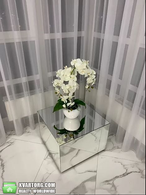 Rent out 1-room apartment. Киев,  Саперное поле — photo 2