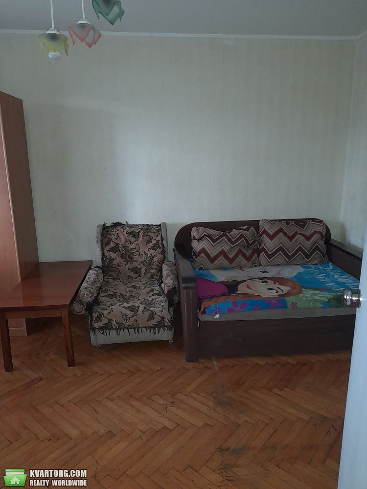 Rent out 2-room apartment. Киев,  Бойченко — photo 4