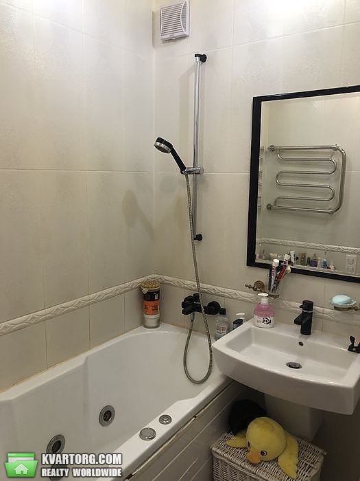 Rent out 1-room apartment. Киев, Ружинская — photo 10