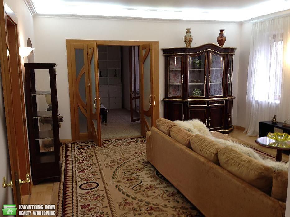 Rent out 4-room apartment. Киев, Лаврская — photo 2
