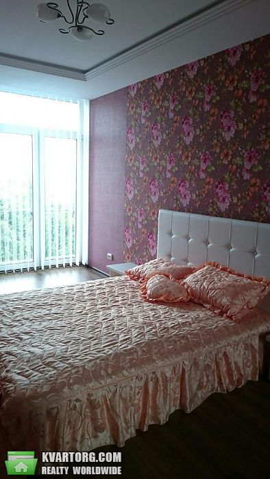 Rent out 2-room apartment. Киев, Регенераторная — photo 2