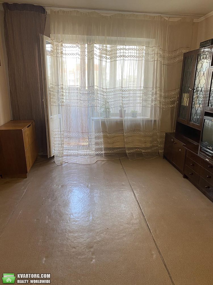 Rent out 1-room apartment. Киев,  Маяковского — photo 1