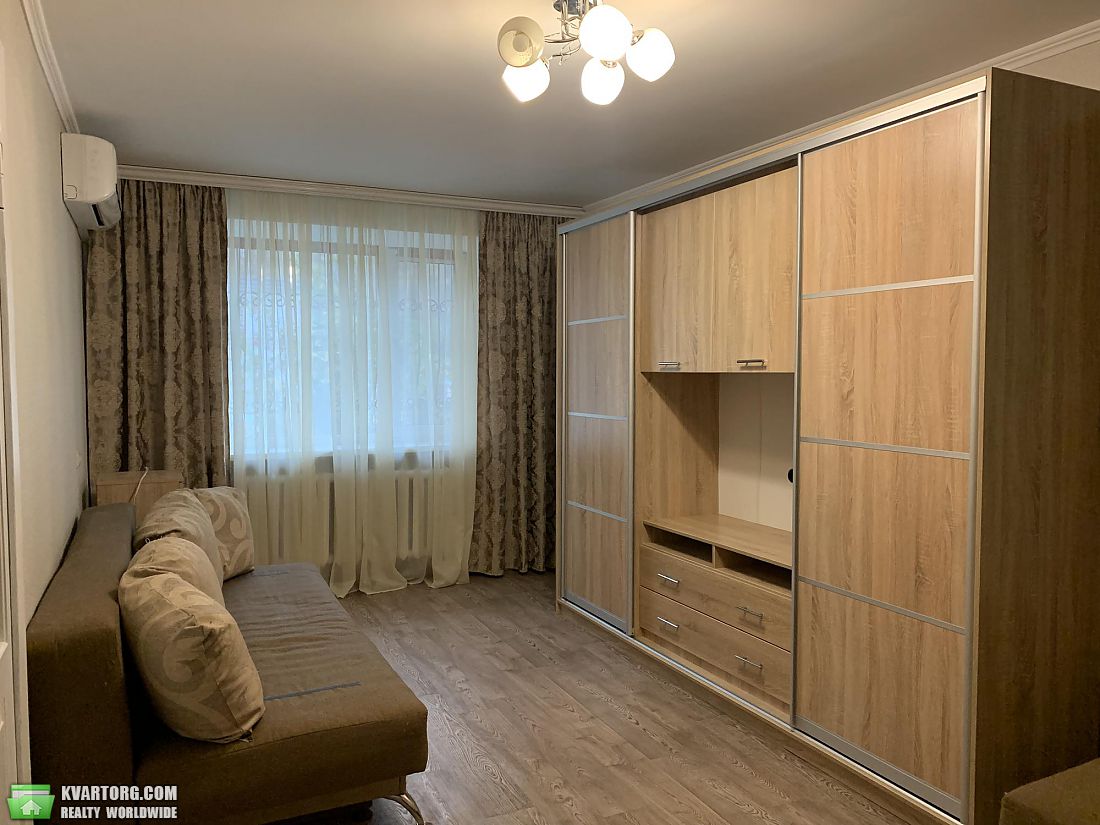 Sell 1-room apartment. Киев, Малевича — photo 1