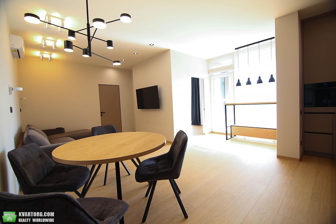 Sell 3-room apartment. Днепропетровск, Дзержинского ул — photo 1