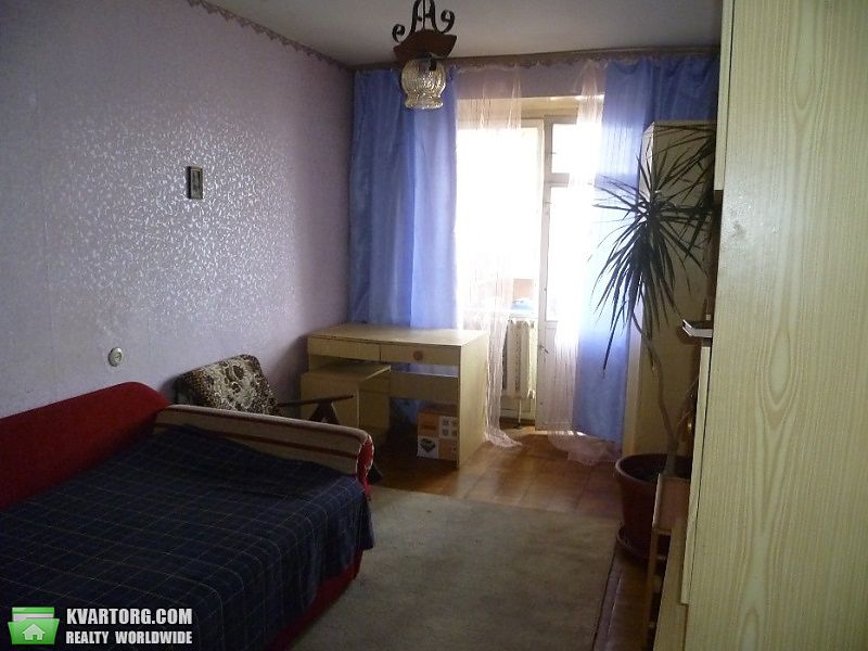 Sell 4-room apartment. Киев,  Малиновского — photo 1
