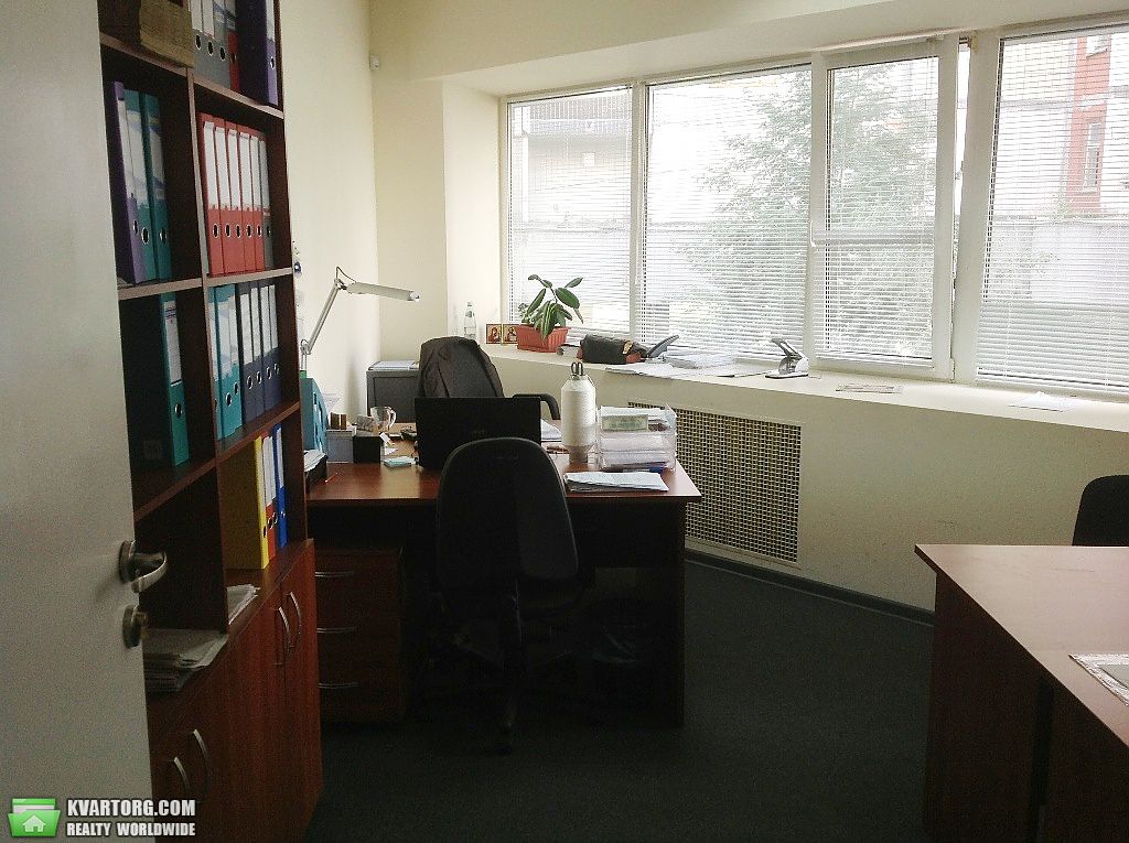 Rent out office. Киев,  Черновола — photo 1
