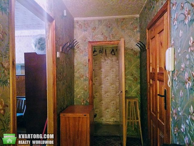 Sell 1-room apartment. Киев,  Каштановая — photo 1
