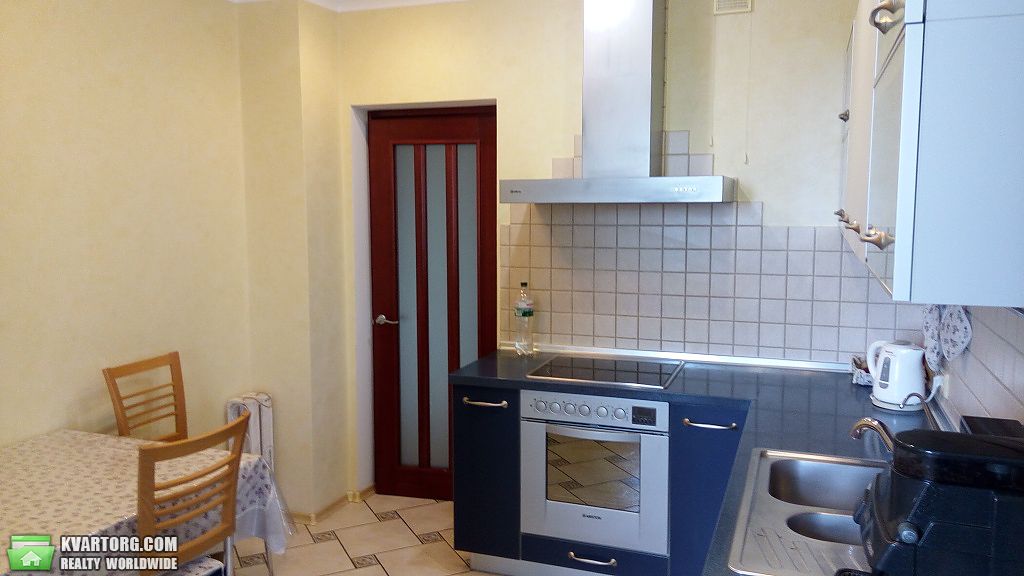 Rent out 3-room apartment. Киев,  Никольско-Слободская — photo 3