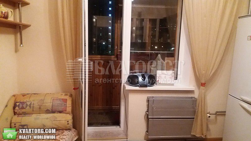 Rent out 1-room apartment. Киев,  Ревуцкого — photo 4
