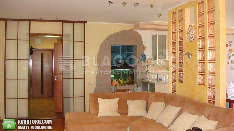 Sell 4-room apartment. Киев,  Бажана — photo 2