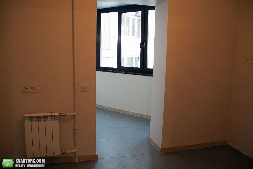 Sell 4-room apartment. Киев,  Приречная — photo 3