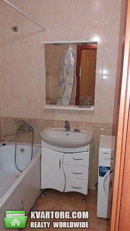 Rent out 3-room apartment. Киев,  Урловская — photo 3