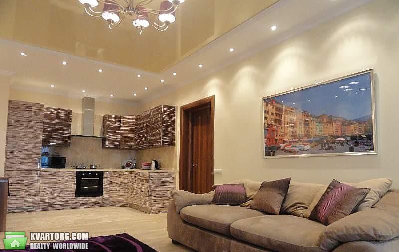 Rent out 3-room apartment. Киев,  Жилянская — photo 2