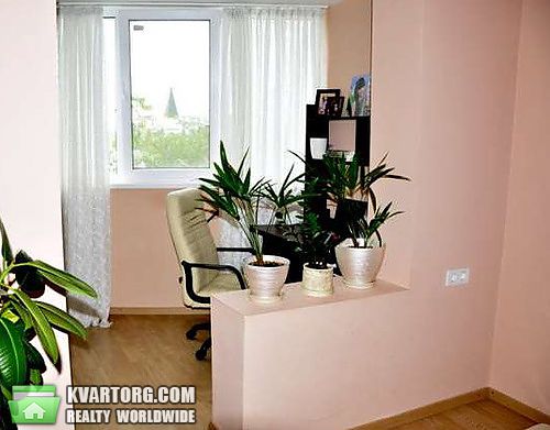 Sell 3-room apartment. Киев, Урловская — photo 2