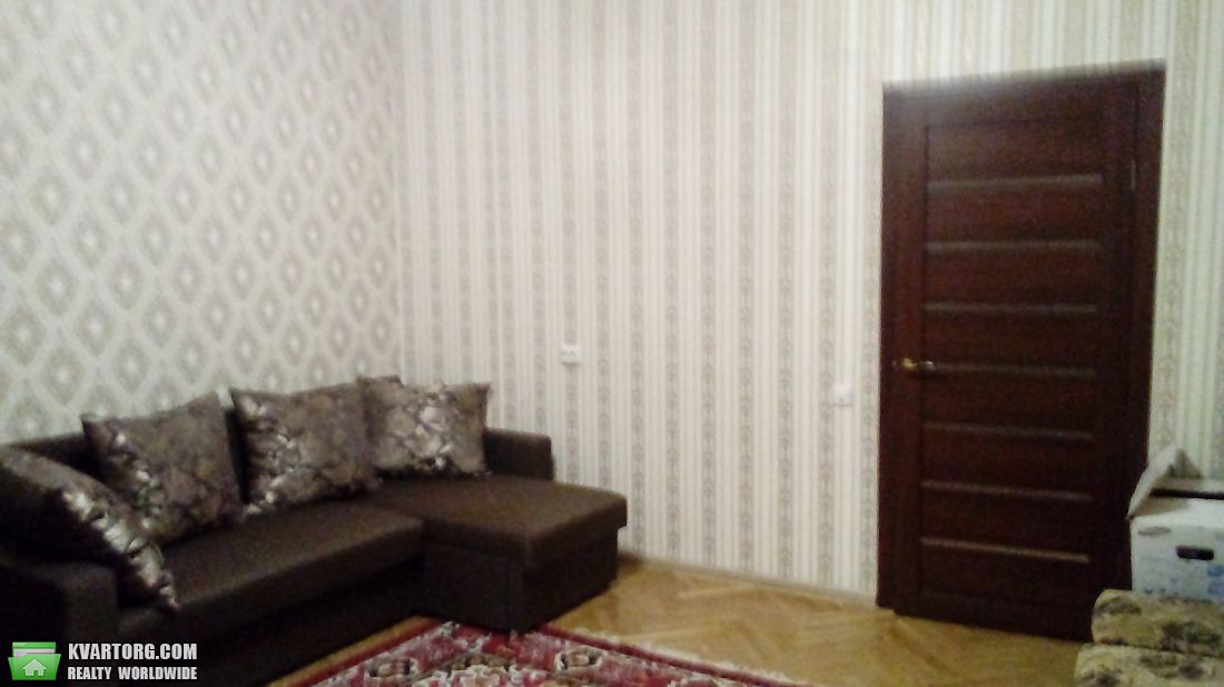 Rent out 1-room apartment. Киев,  Богдана Хмельницкого — photo 1