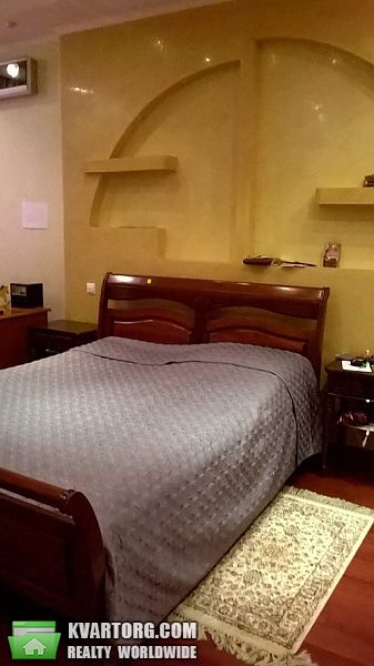 Sell 4-room apartment. Киев, Жилянская — photo 2