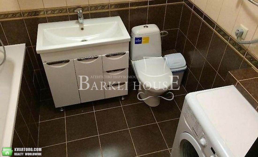 Rent out 3-room apartment. Киев,  Дмитриевская — photo 7
