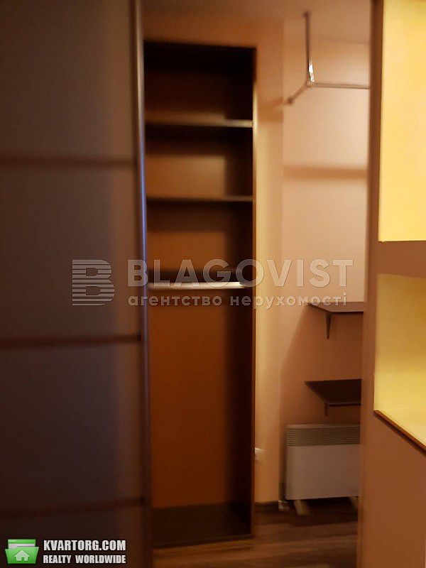 Sell 3-room apartment. Киев,  Щорса — photo 9