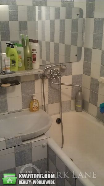 Sell 3-room apartment. Киев,  40-летия Октября просп — photo 7
