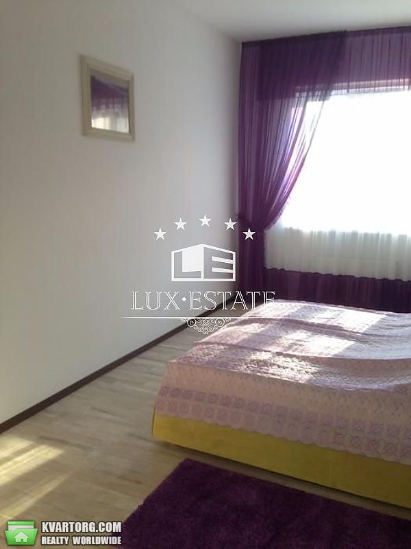 Rent out 2-room apartment. Киев,  Драгомирова — photo 3