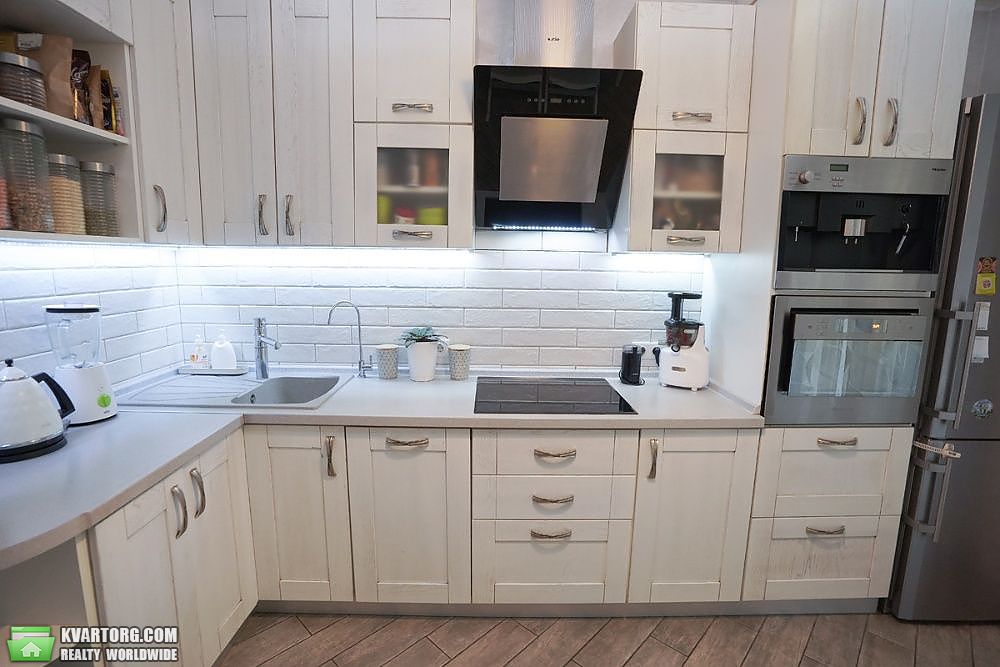 Sell 3-room apartment. Киев, Регенераторная — photo 3