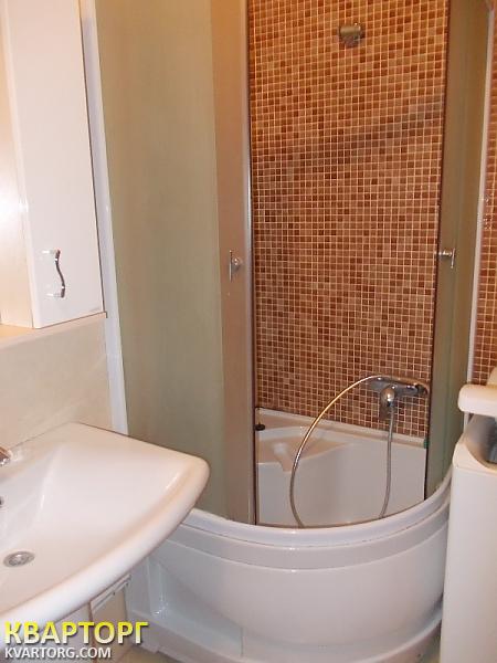 Rent out 1-room apartment. Киев,  Окипной — photo 6