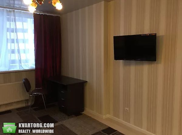 Rent out 1-room apartment. Киев,  Крушельницкой — photo 5