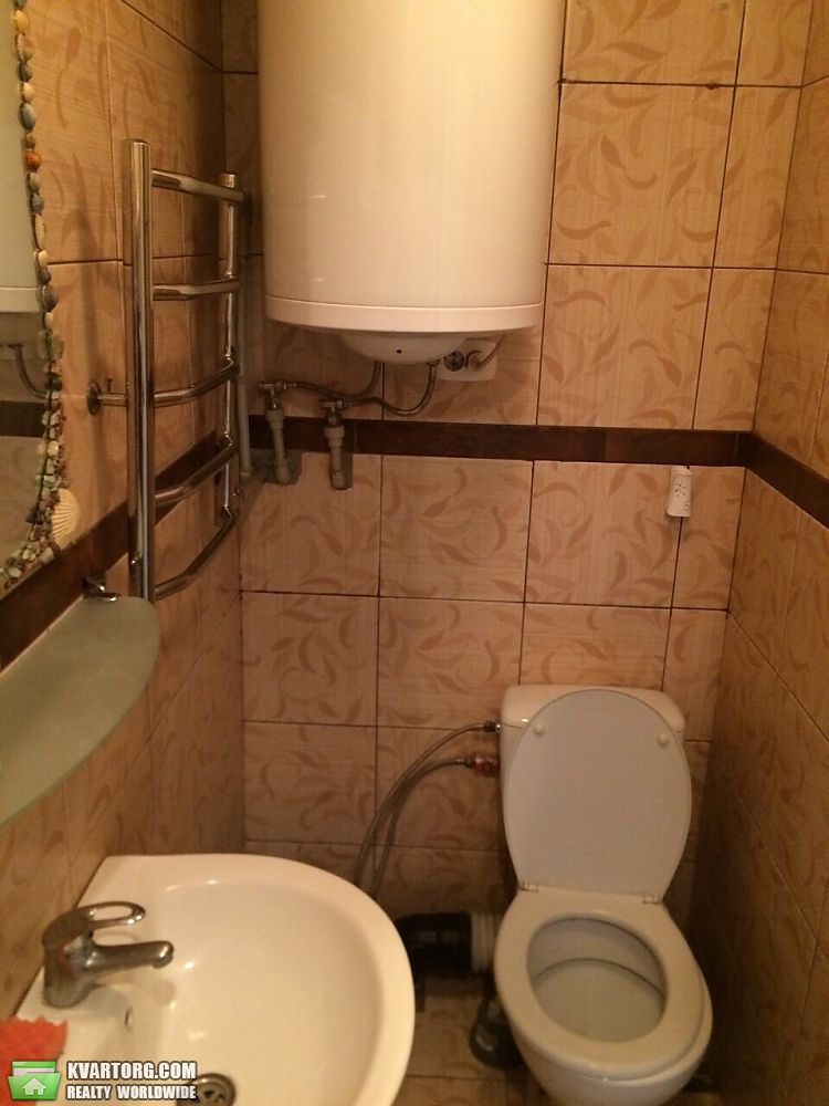 Rent out house. Киев, луценко — photo 5