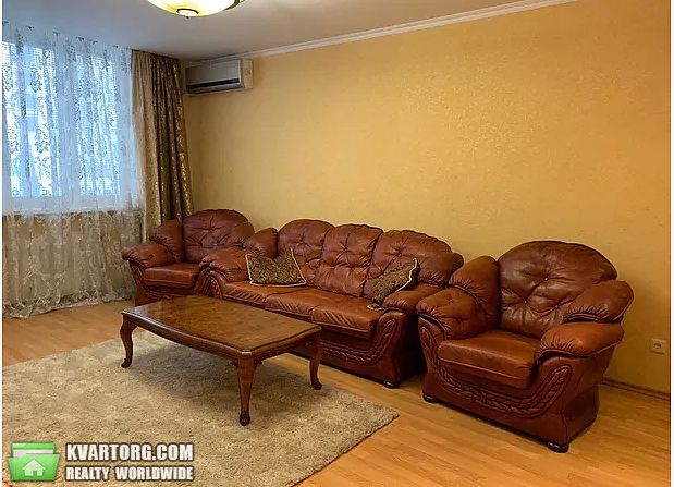 Rent out 3-room apartment. Киев,  Срибнокильская — photo 1