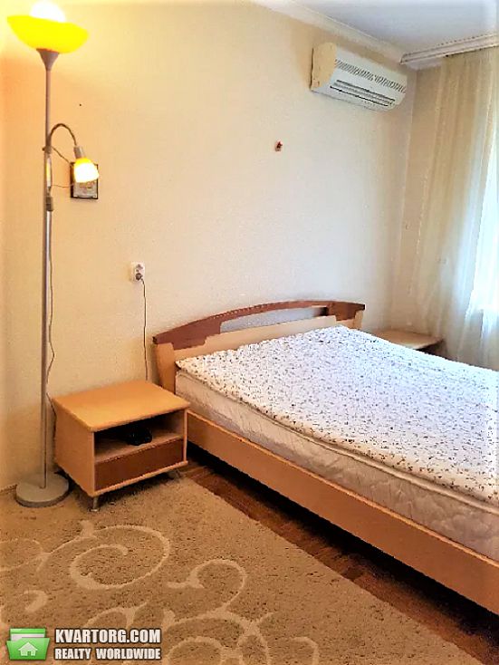 Rent out 3-room apartment. Киев, Стуса Василия ул. — photo 3