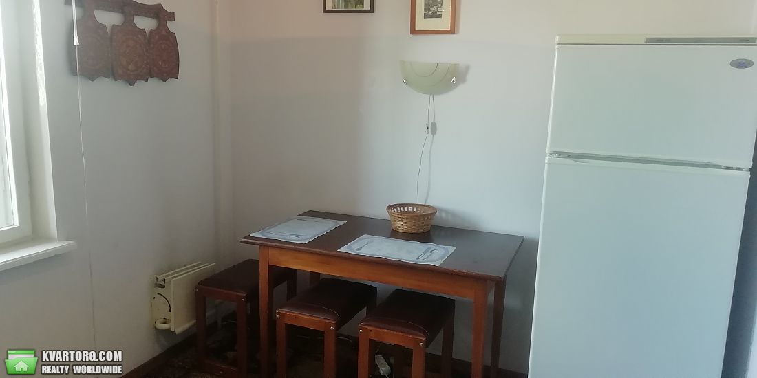 Rent out 2-room apartment. Киев,  Бальзака — photo 3